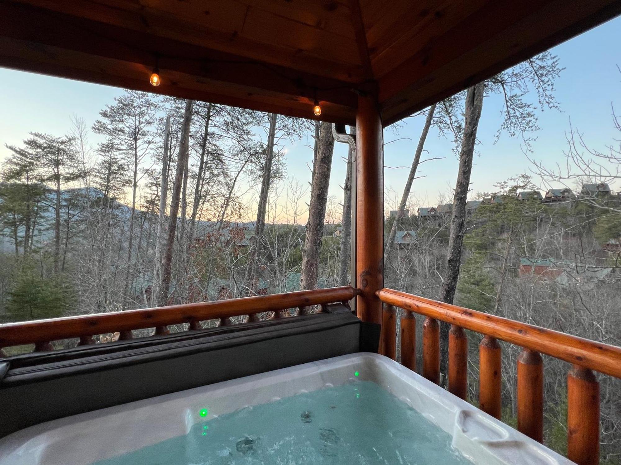 Hébergement de vacances Indoor Heated Pool Hot Tub